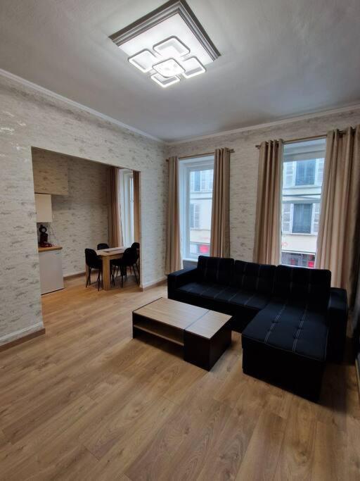 Appartement Au Coeur De La Ville Chalon-sur-Saone Bagian luar foto